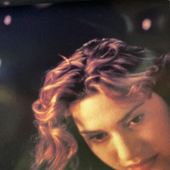 TITANIC MOVIE POSTER BOOK ‘97 has 12, 20”x25” color posters.  $12 - Picture 6 of 8